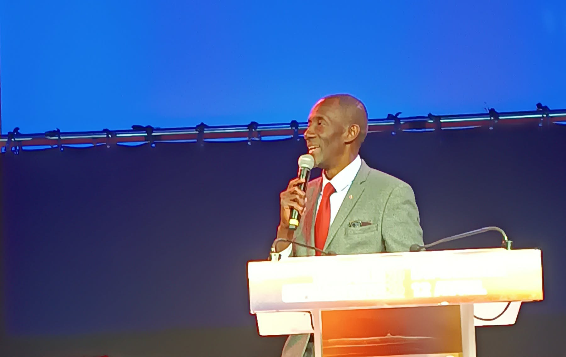 Silence inquiétant de Nicolas Daragon face aux vagues racistes contre Bally Bagayoko à Saint-Denis-Pierrefitte